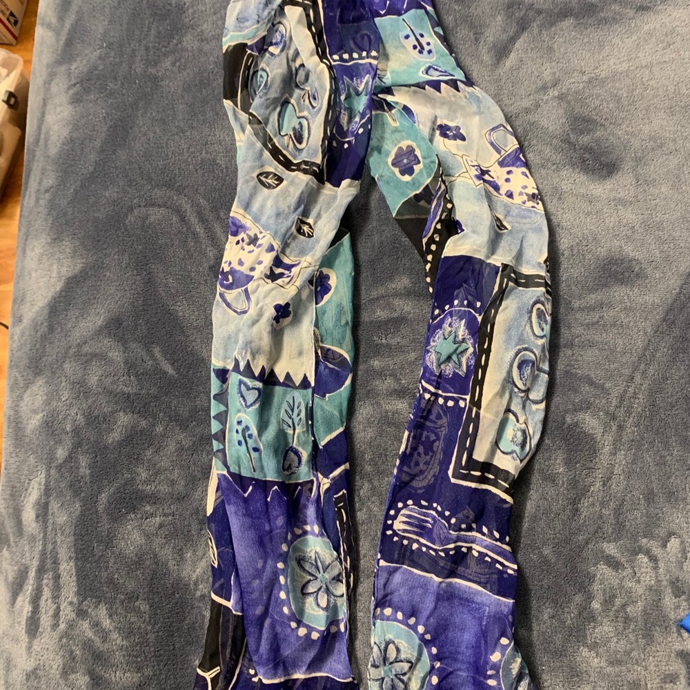 Scarf - Picture 4 of 7